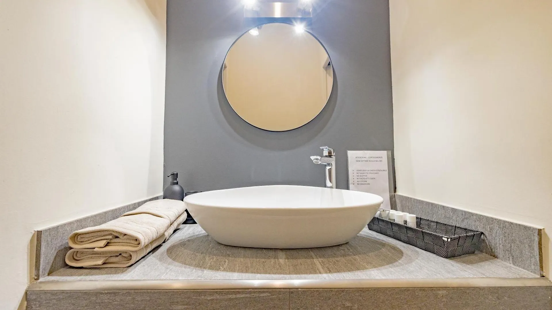 Porta Venezia - Suite W/Sauna Milan 0*,