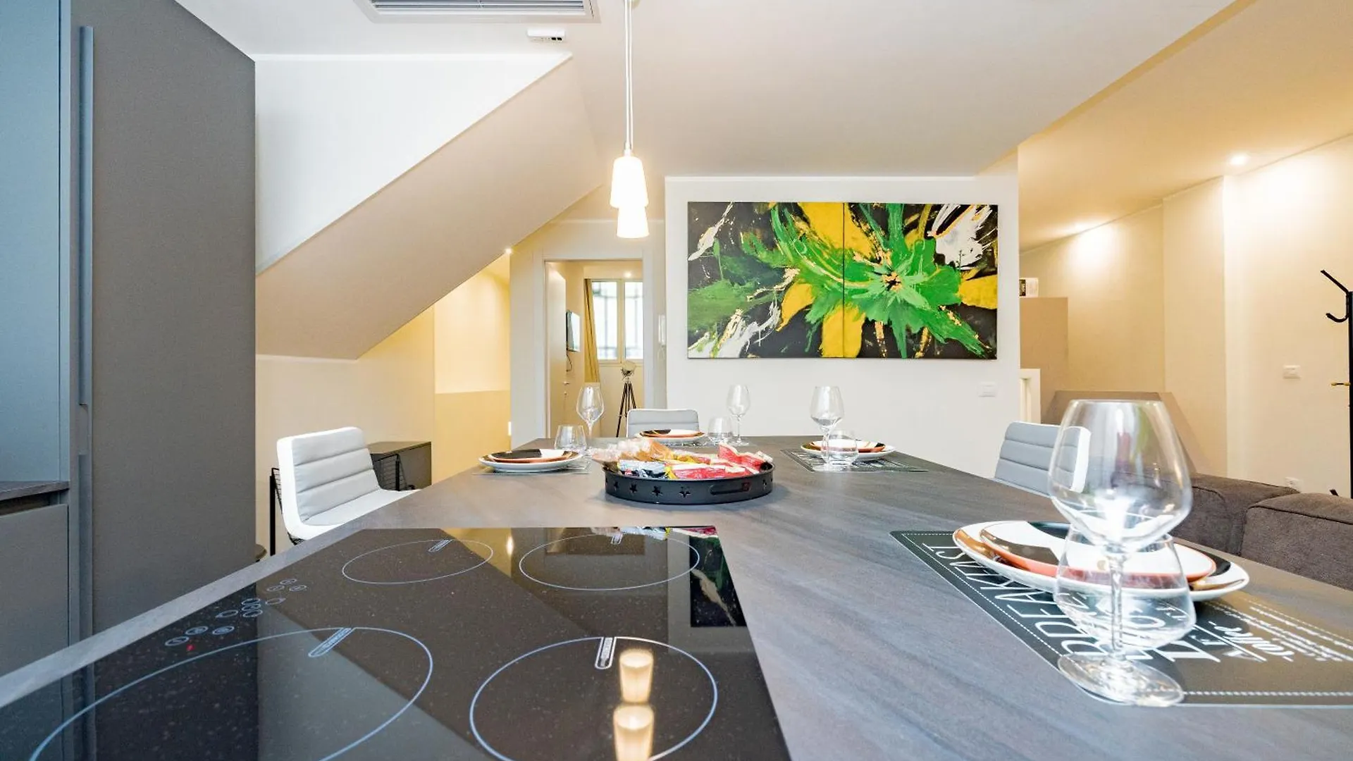 Apartment Porta Venezia - Suite W/Sauna Milan